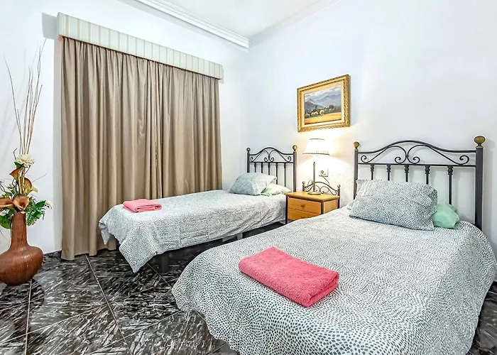 Vila Raquel With Private Pool And Sea View